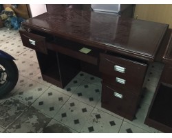 Dịch vụ thanh lý bàn ghế văn phòng cũ tại quận 1